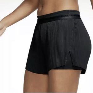 Nike 3 in 1 Run Division Shorts XS